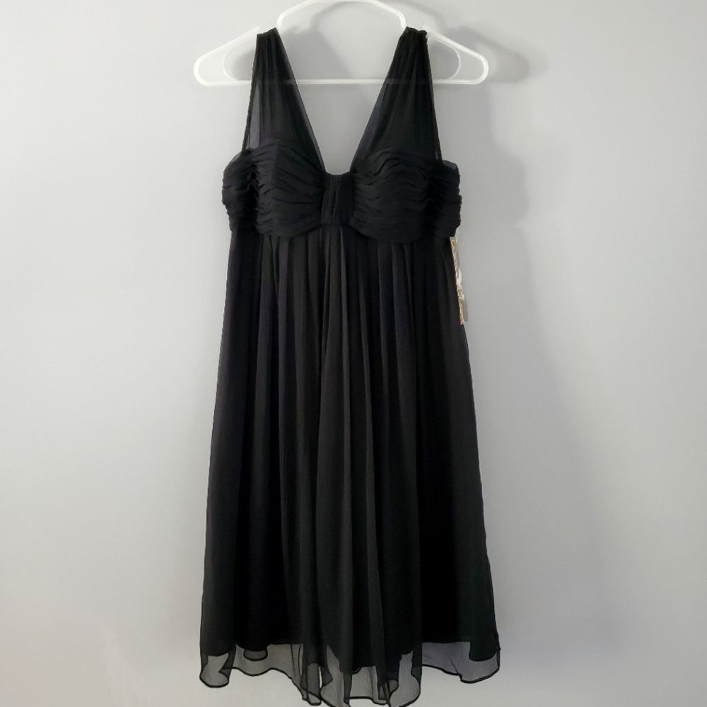 Donna Ricco Babydoll Style 100% Silk Black Dress Size 4